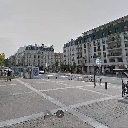 Апартаменты Studio Aux Portes De Paris *