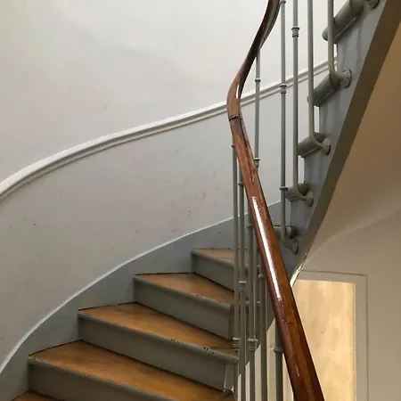 Studio Aux Portes De Paris Исси-ле-Мулино