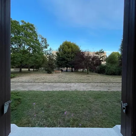 Apartment Aux Portes De Paris
